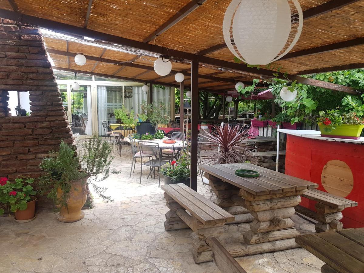 Domaine Du Berange Hotel Saint-Genies-des-Mourgues Ngoại thất bức ảnh